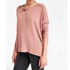 Urban Outfitters BDG Avery Ribbed Oversized henley sweater Brown M